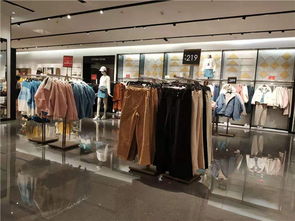 十一黃金周期間的服裝生意熱不熱 我們到上海熱門零售市場(chǎng)瞧了瞧